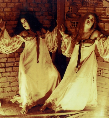 A Barca do Inferno (1994) 05