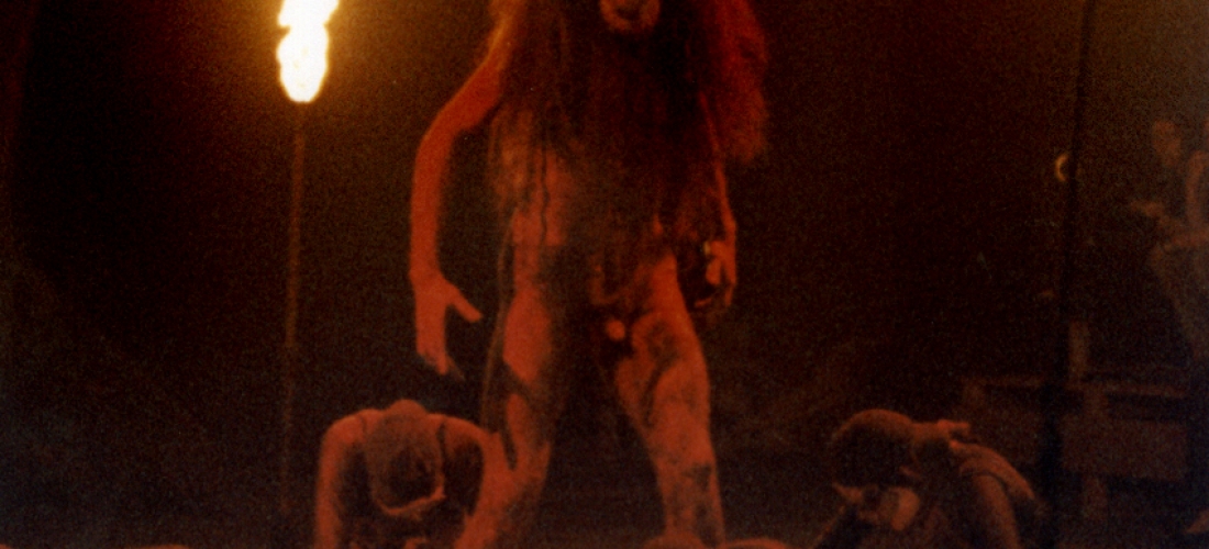 A Barca do Inferno (1994) 08