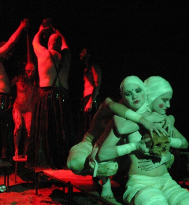 No Útero de Deus (2004) 05