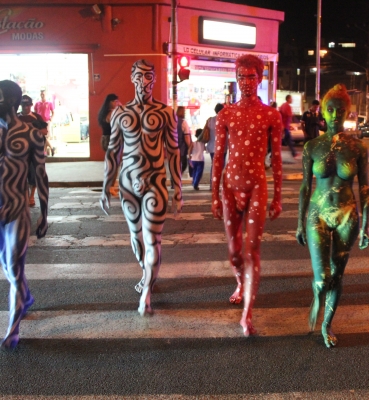 Performance Urbana Segunda Pele (2014) 01