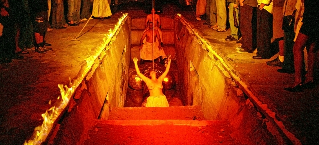 Yulunga, Poema para um deus Morto (2006) 04